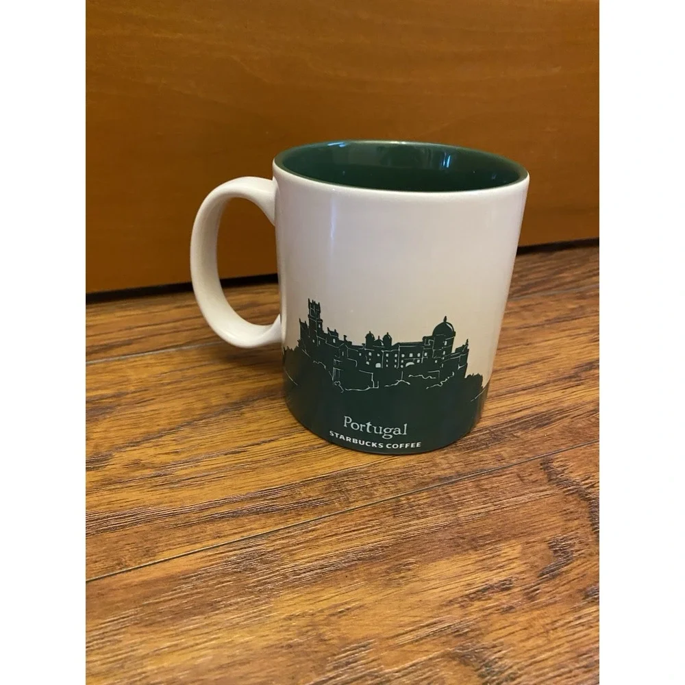 Starbucks smoke pet